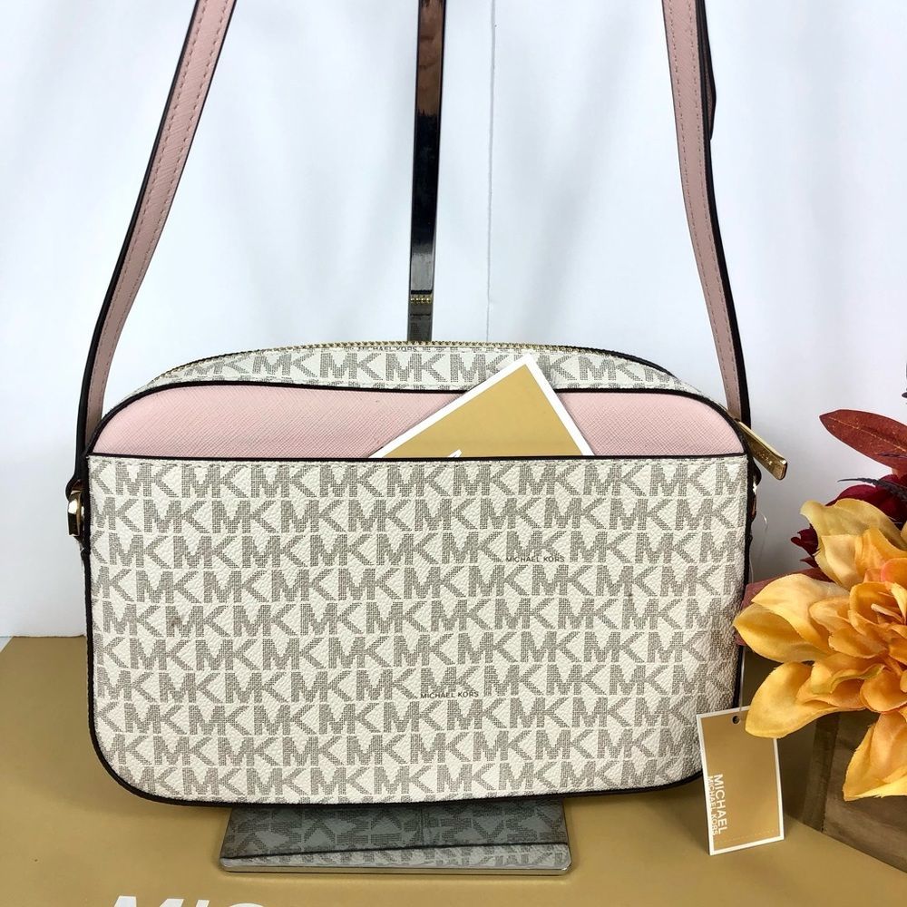 Michael Kors EW Crossbody Bag Vanilla - Picture 2 of 7